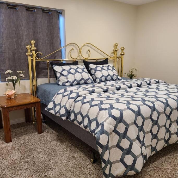 Entire Huge Basement! Fast Wifi! Private Entrance! Villa Salt Lake City Exterior foto