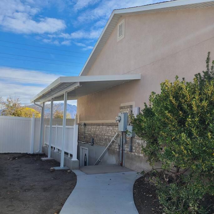 Entire Huge Basement! Fast Wifi! Private Entrance! Villa Salt Lake City Exterior foto