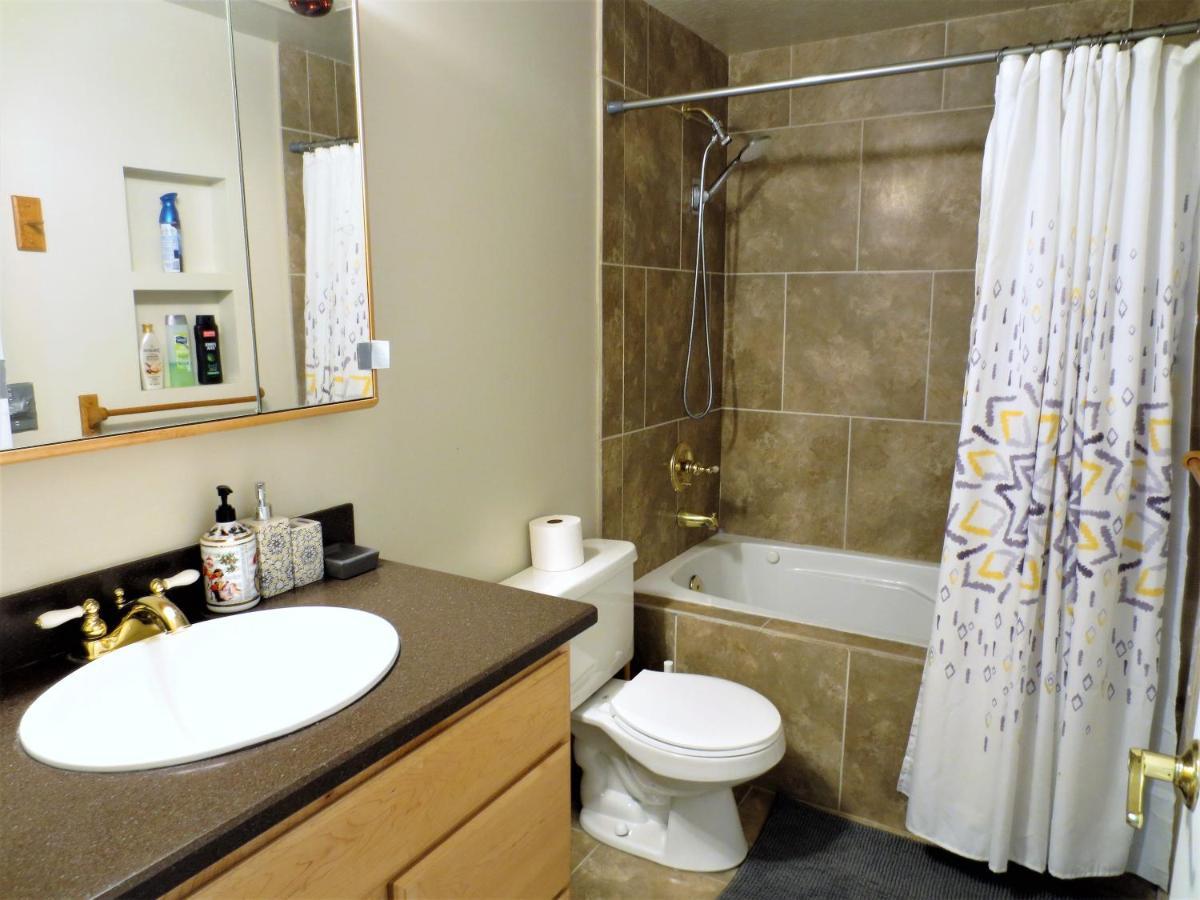 Entire Huge Basement! Fast Wifi! Private Entrance! Villa Salt Lake City Exterior foto